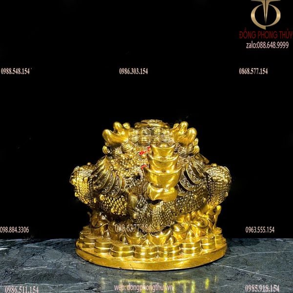 Cóc 3 chân bằng đồng cao 14x15x15 nặng 2,4kg