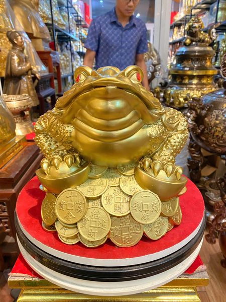 Tượng cóc thiềm thừ bằng đồng Cao 22 dài 34.5 rộng 24 nặng 6.1kg