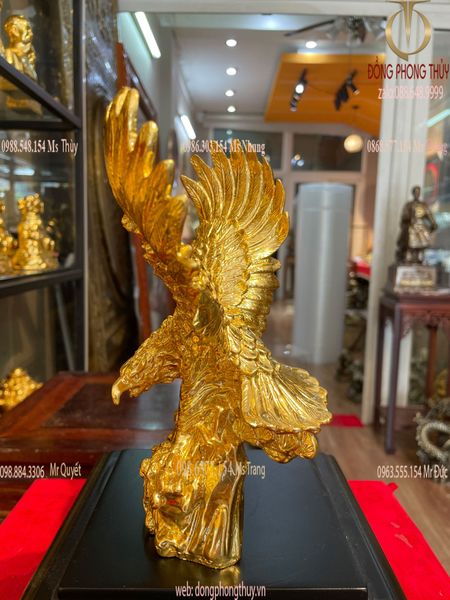 Quà tặng sếp: Tượng đại bàng cao 20cm dát vàng 24k