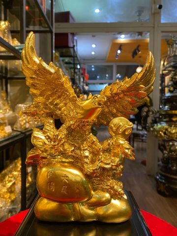 Quà tặng sếp: Tượng đại bàng dát vàng 24k cao 24 ngang 20 sâu 7,5cm nặng 2kg