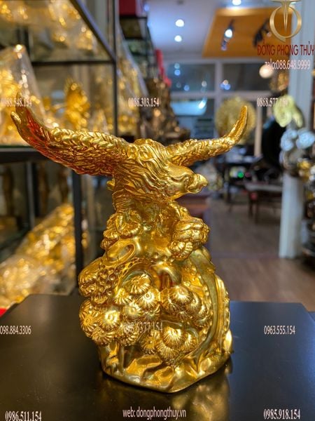Quà tặng sếp: Tượng đại bàng dát vàng 24k Cao 12 ngang 11 nặng 600 gram
