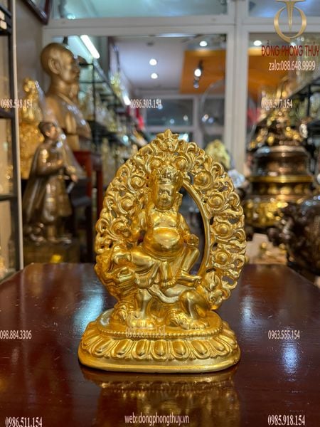 Tượng dát vàng 24k để ô tô