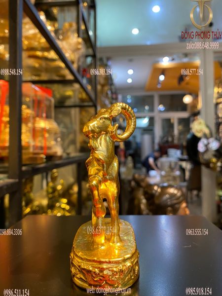 Tượng dê dát vàng 24k