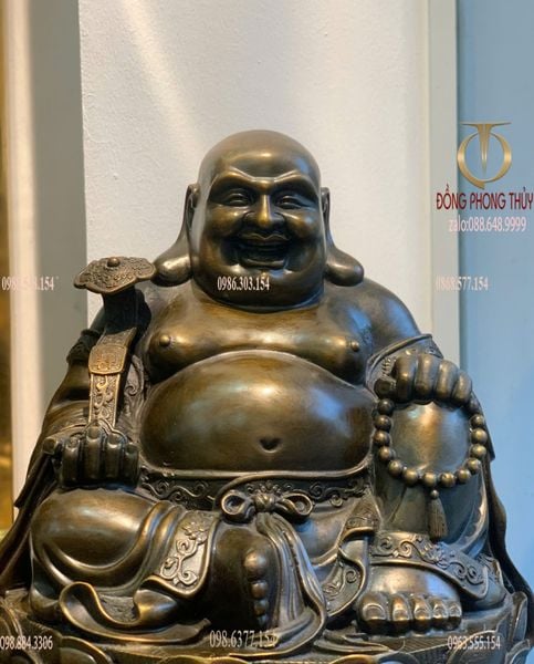Tượng di lặc màu hun bằng đồng cao 50cm ngang 40cm sâu 36cm nặng 24,5kg