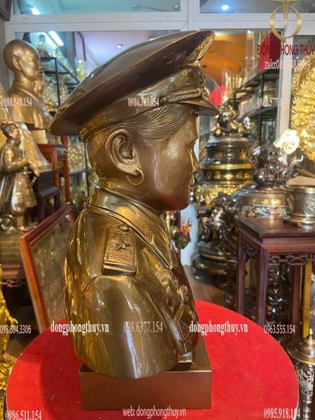 Tượng chân dung bằng đồng cao 38cm