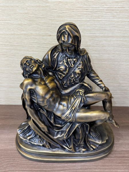 Tượng đức mẹ u sầu bằng đồng cao 33cm- cao 20cm