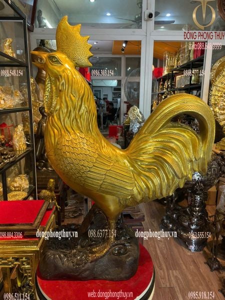 Tượng gà bằng đồng Cao 69 ngang đế 28 sâu 17 ngang đuôi 50 nặng 16,4kg