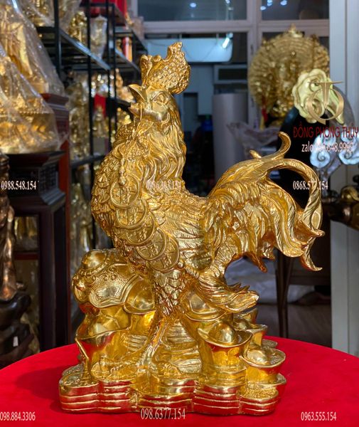 Tượng gà trống dát vàng 24k