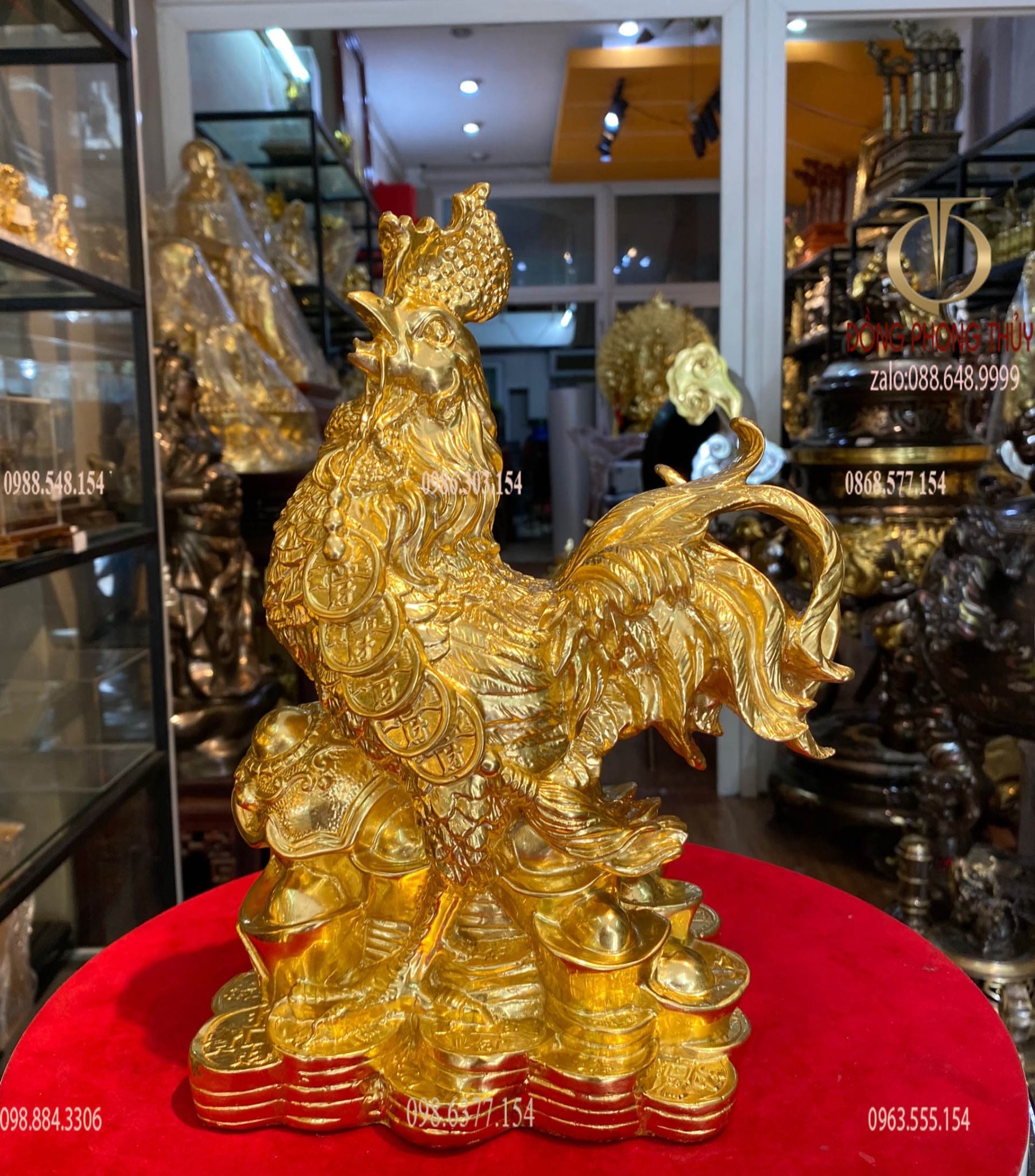 Tượng gà trống dát vàng 24k