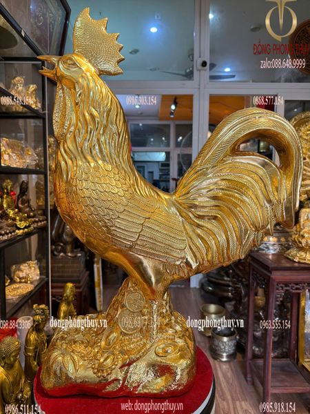 Tượng gà bằng đồng dát vàng 24K Cao 69 ngang đế 28 sâu 17 ngang đuôi 50 nặng 16,4kg
