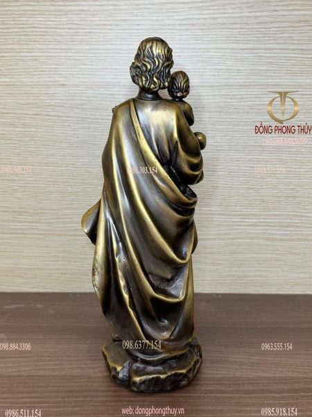 Tượng chúa giê su bế bé bằng đồng cao 29 ngang 11 sâu 9