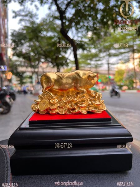Tượng Heo phong thủy bằng đồng dát vàng 24k