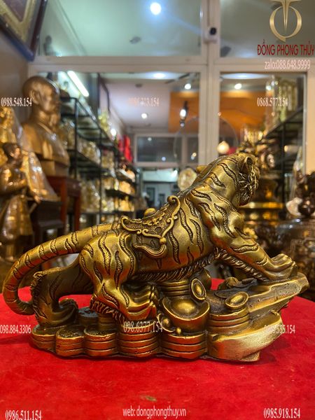 Tượng hổ bằng đồng ngang 20 cao 14cm nặng 1kg