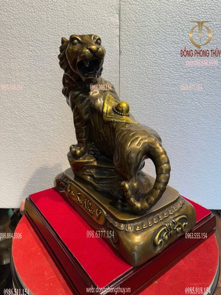 Tượng hổ bằng đồng vạn sự như ý cao 27 nặng 5kg