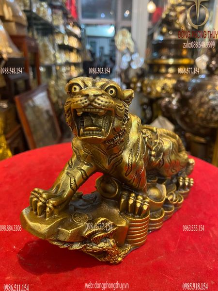 Tượng hổ bằng đồng ngang 20 cao 14cm nặng 1kg