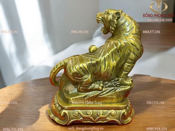 tượng hổ giáp tiền nhỏ cao 15.5cm