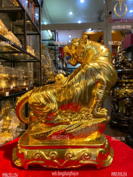 Quà tặng mạ vàng: Tượng Hổ dát vàng 24k