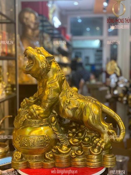 Tượng hổ bằng đồng Cao 43 ngang 40 sâu 19 nặng 9 kg