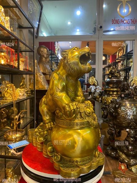 Tượng hổ bằng đồng Cao 43 ngang 40 sâu 19 nặng 9 kg