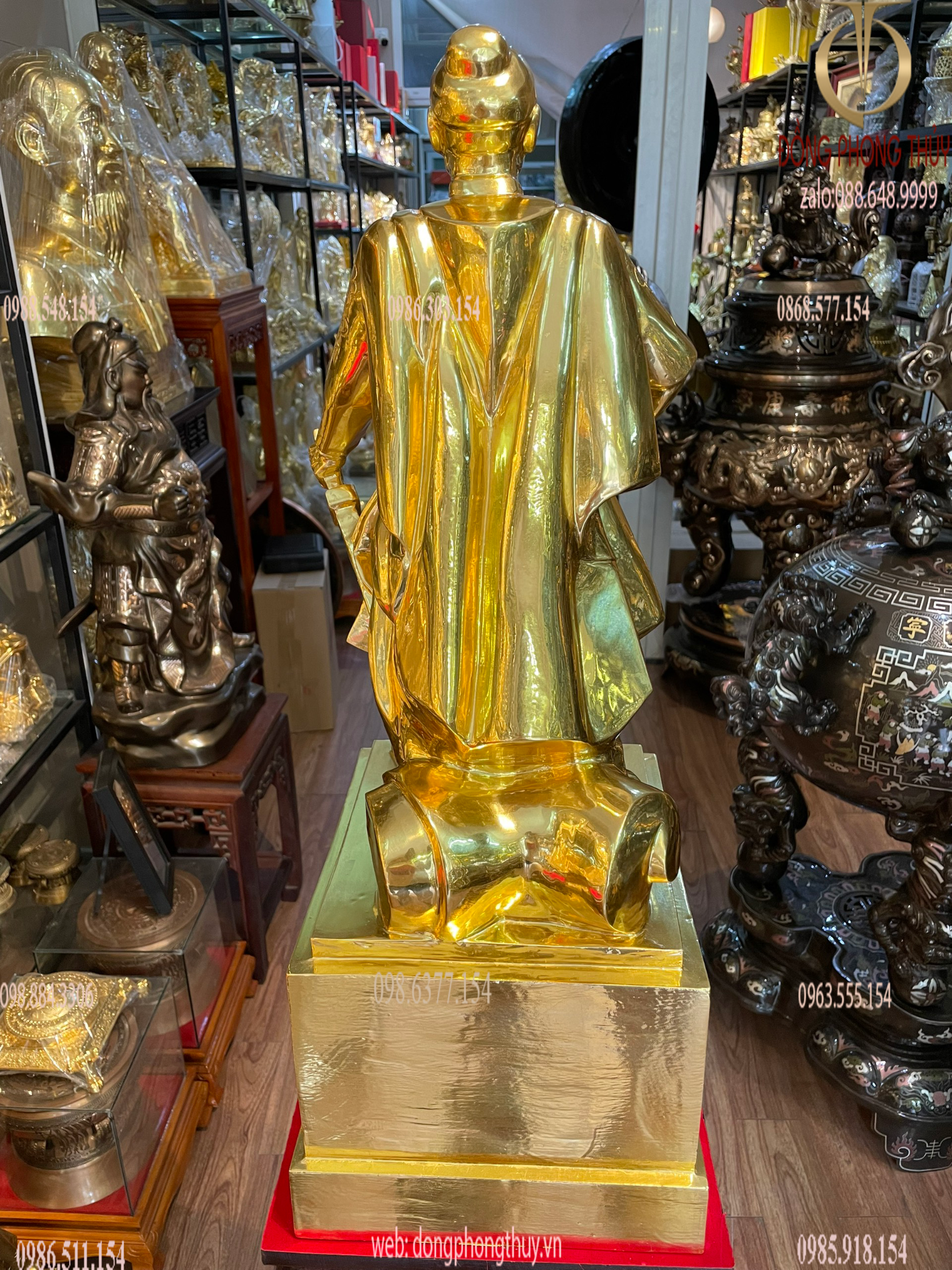 tượng lê đại hành bằng đồng dát vàng 24k