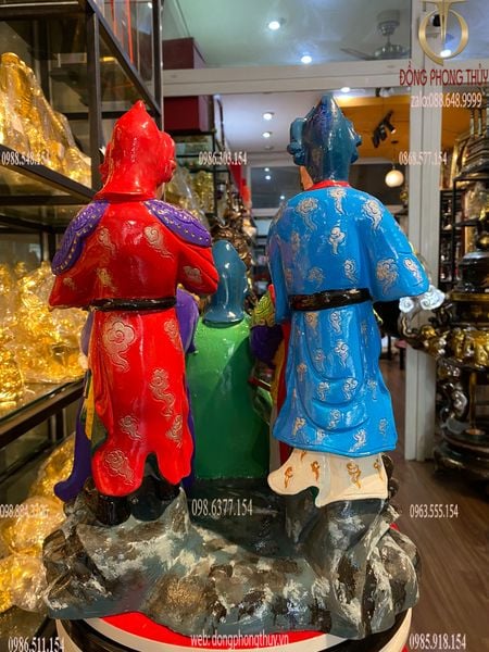 Tượng ngũ công vương bằng đồng đỏ vẽ màu