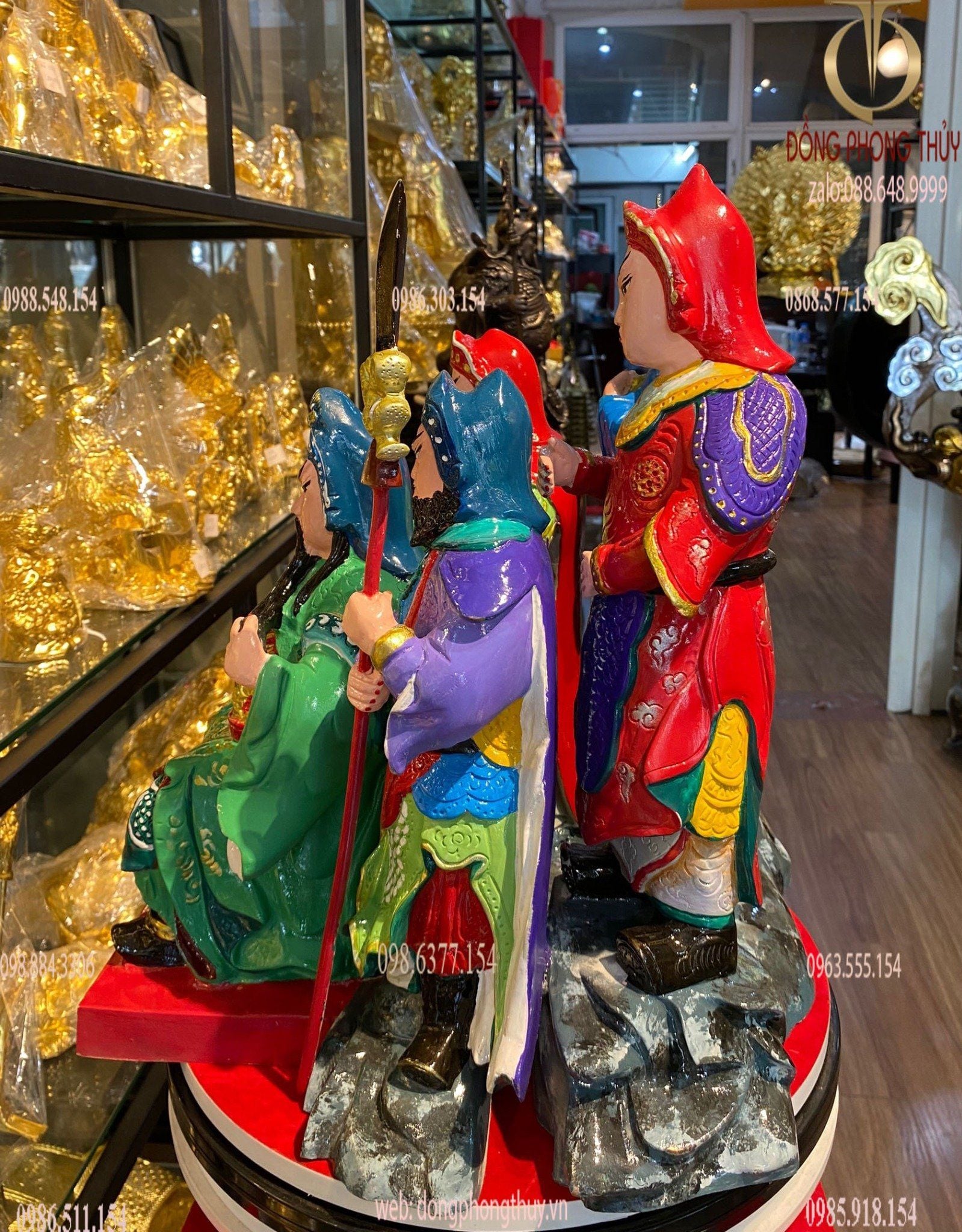 Tượng ngũ công vương phật bằng đồng đỏ vẽ màu