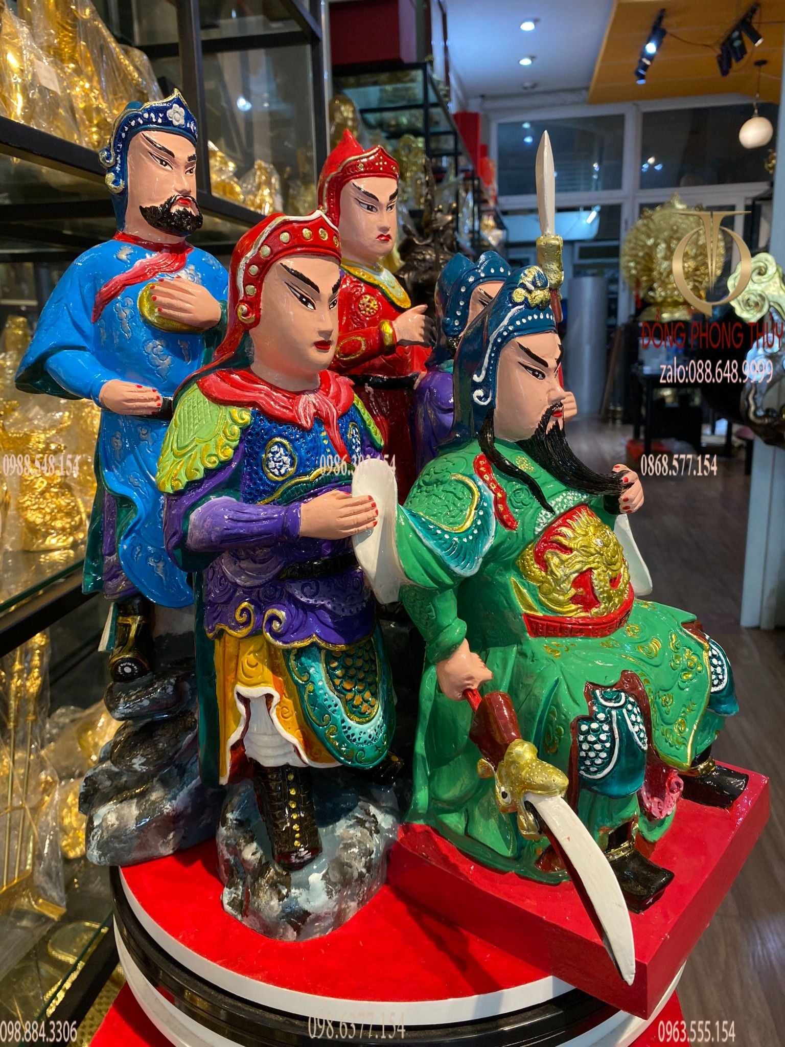 Tượng ngũ công vương phật bằng đồng đỏ vẽ màu