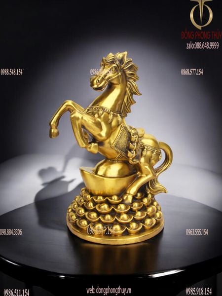 Tượng ngựa phong thủy- ngựa hý đứng núi tiền bằng đồng cao 38,5cm
