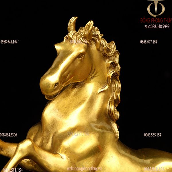 Tượng ngựa phong thủy bằng đồng