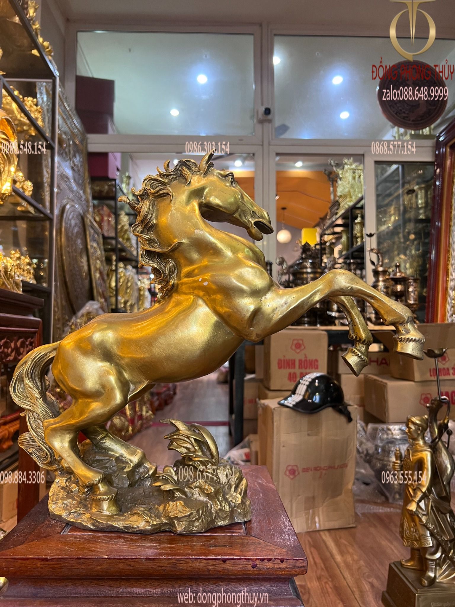 Tượng ngựa phong thủy bằng đồng 45cm nặng 9kg
