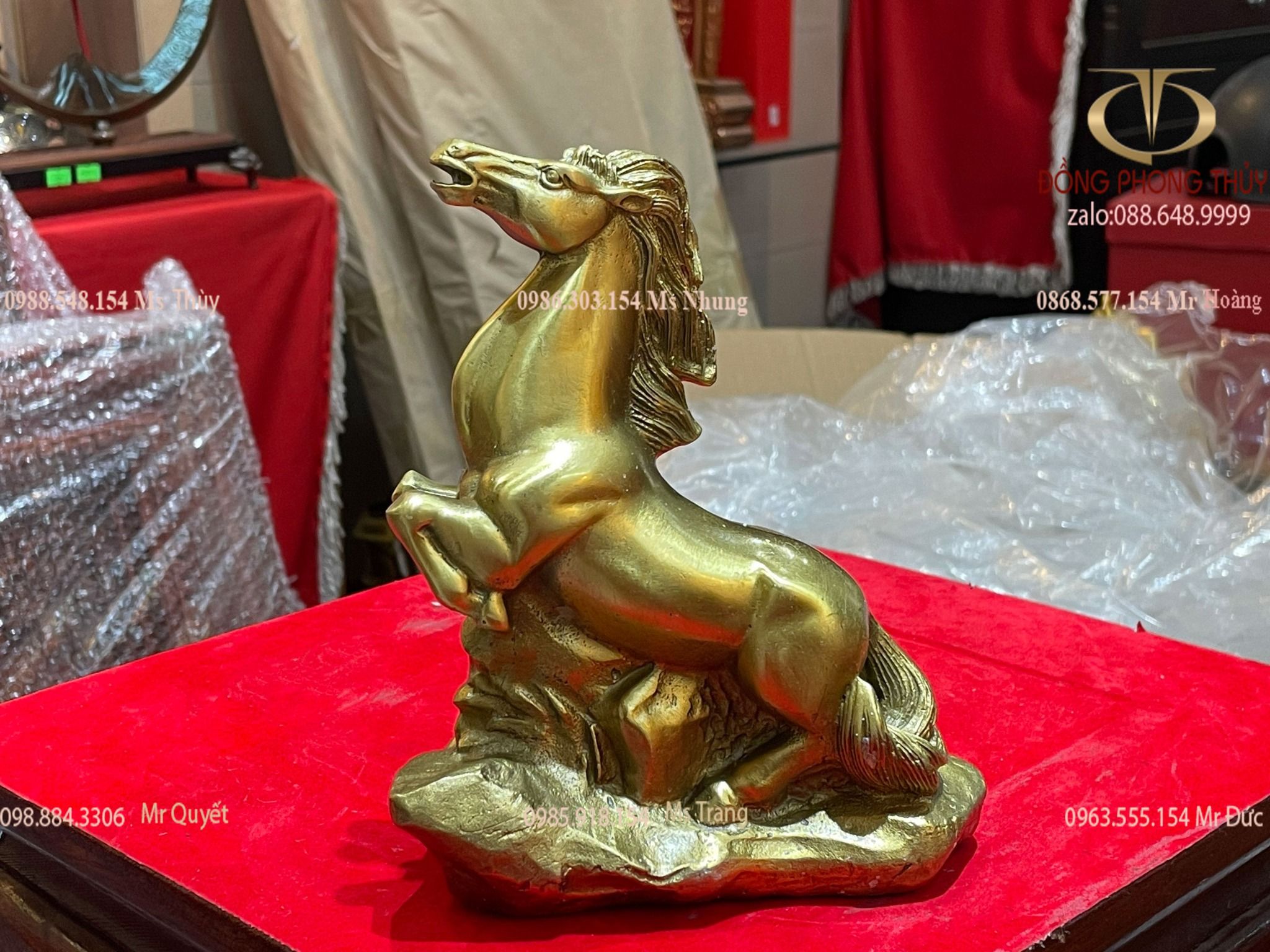 Tượng ngựa phong thủy bằng đồng