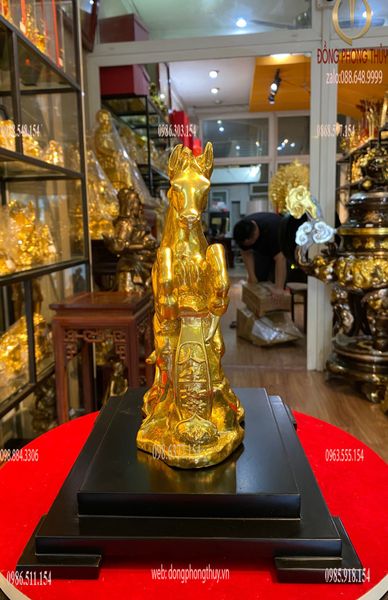 Tượng ngựa phong thủy dát vàng 24k