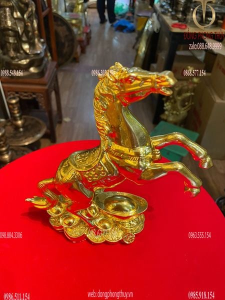 Tượng ngựa phong thủy dát vàng 24k decor