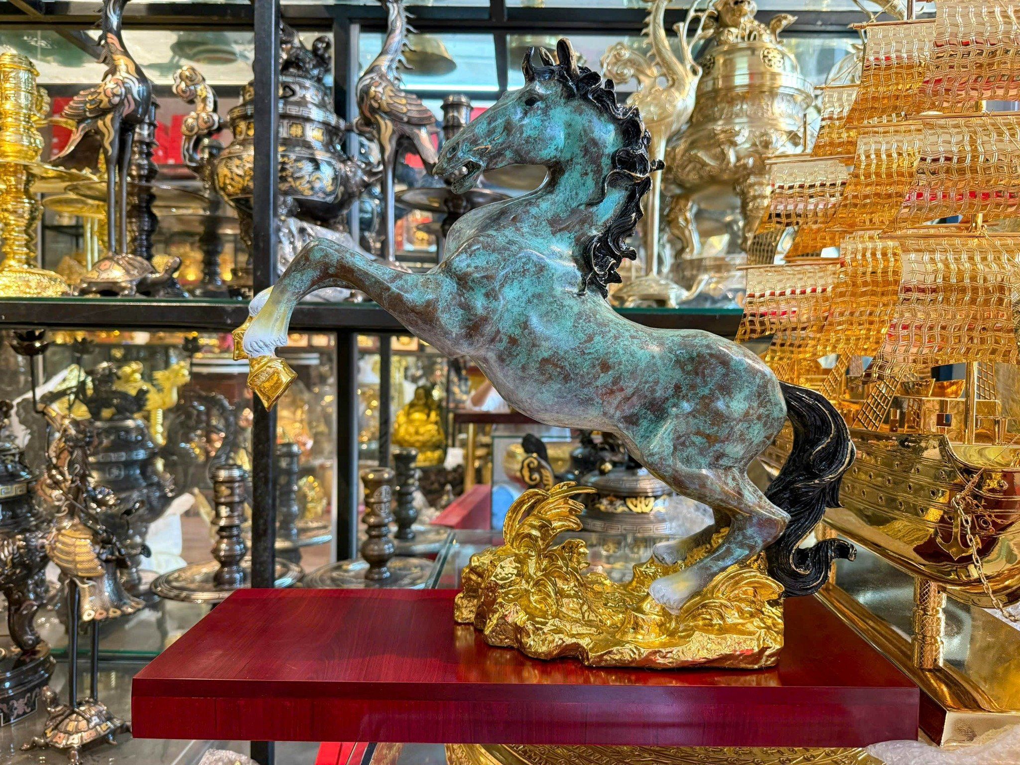 Tượng ngựa phong thủy