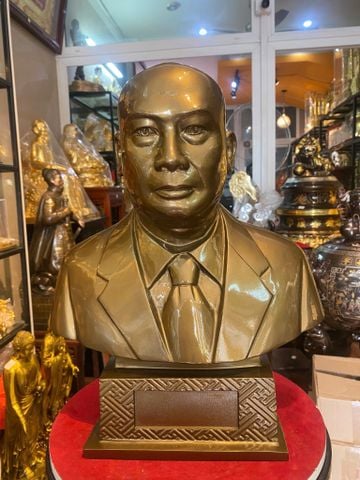 Tượng chân dung bằng đồng cao 42cm
