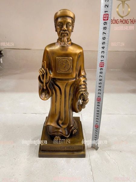Tượng Nguyễn Trãi bằng đồng cao 40cm