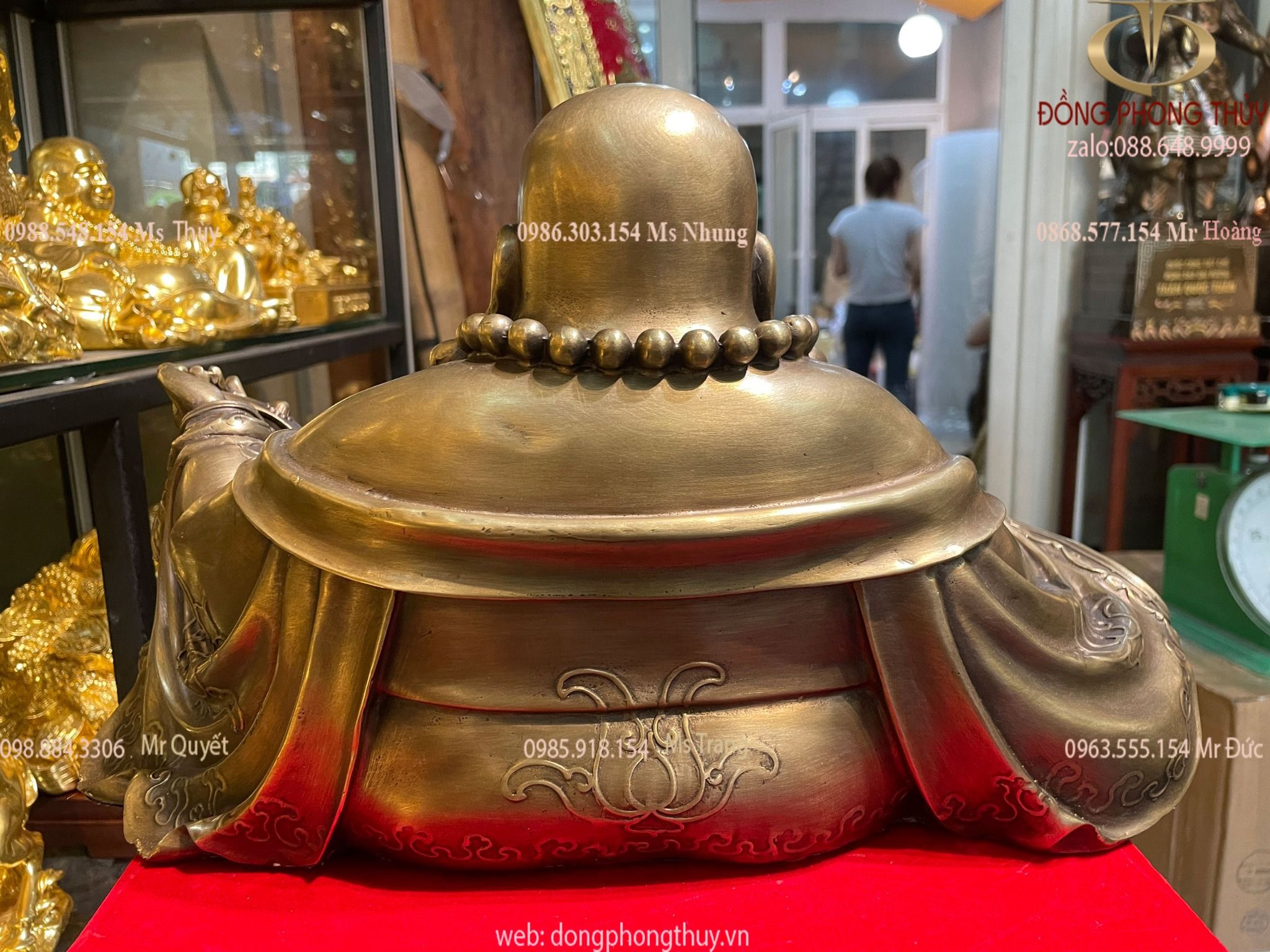 Tượng di lặc bằng đồng dựa bị