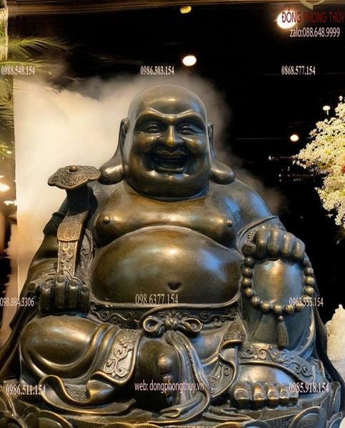 Tượng di lặc màu hun bằng đồng cao 50cm ngang 40cm sâu 36cm nặng 24,5kg
