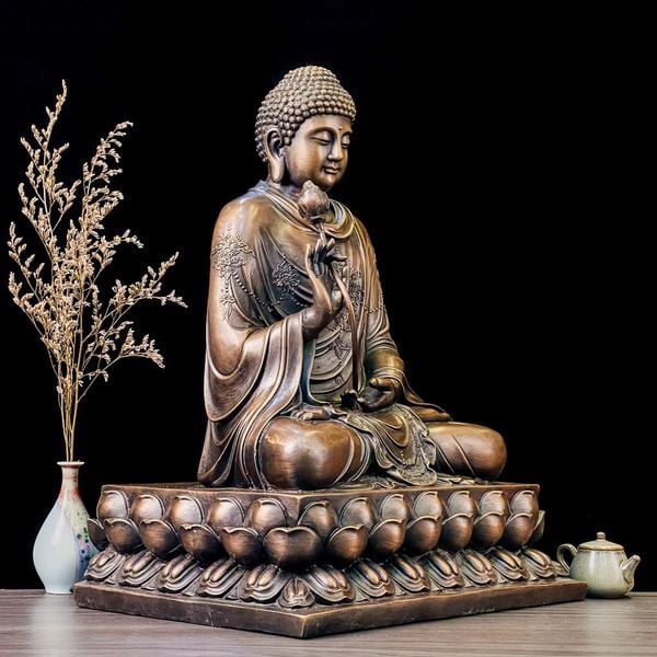 Tượng phật Thích Ca áo hoa bằng đồng cao 40cm 10kg