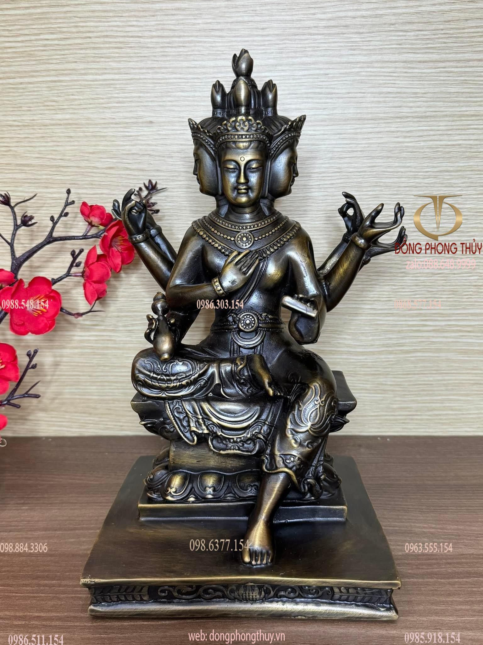 Tượng tứ diện bằng đồng màu hun nâu