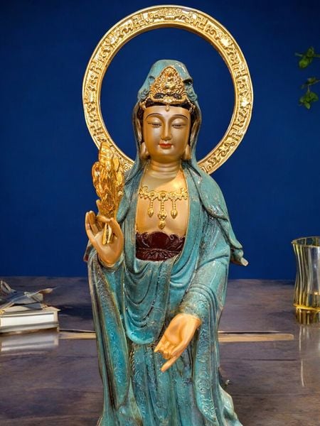 Tượng Quan Âm bằng đồng cao 45cm