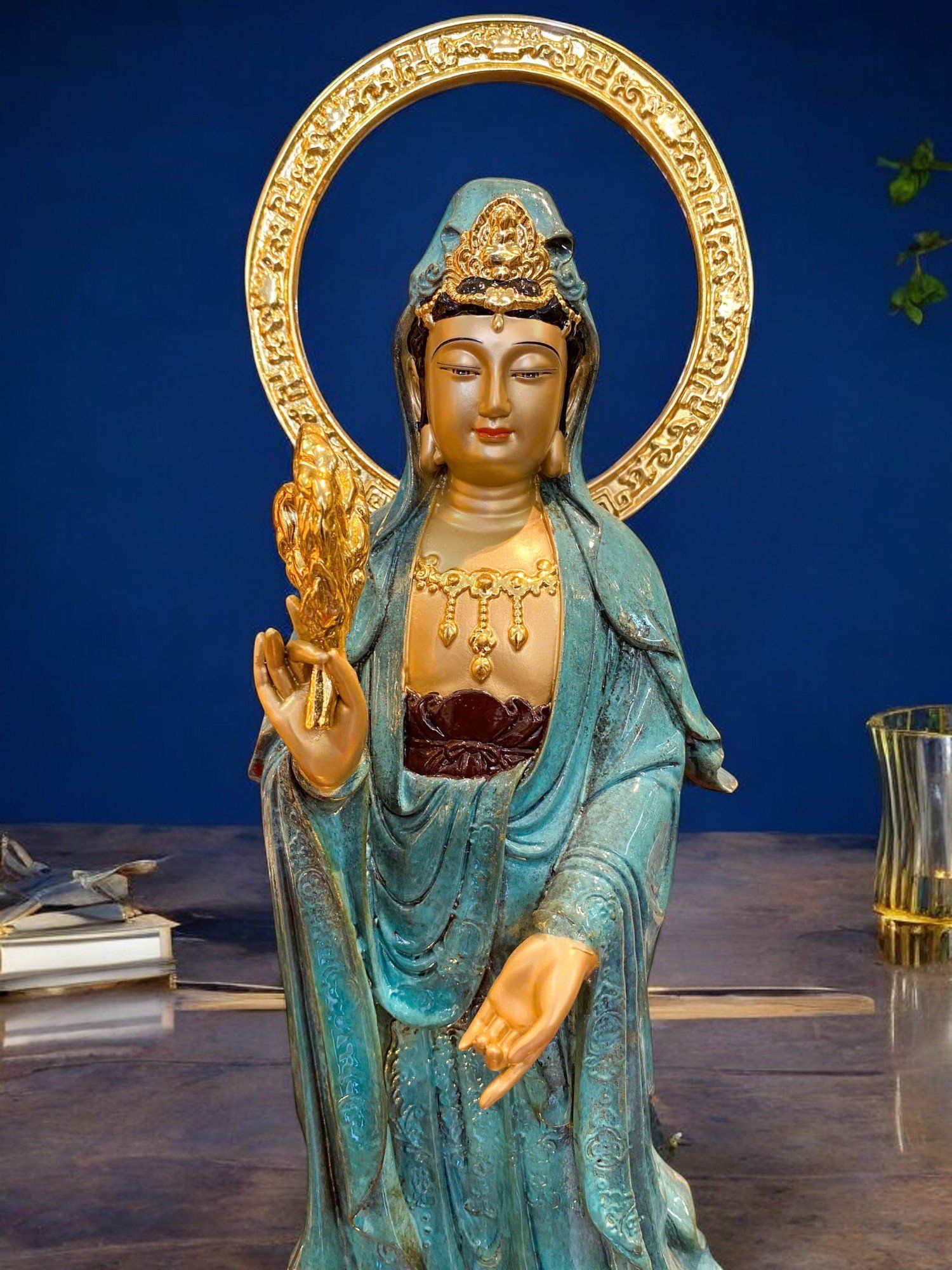 Tượng Quan Âm bằng đồng cao 45cm