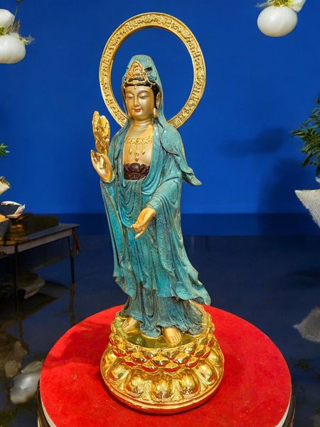 Tượng Quan Âm bằng đồng cao 45cm