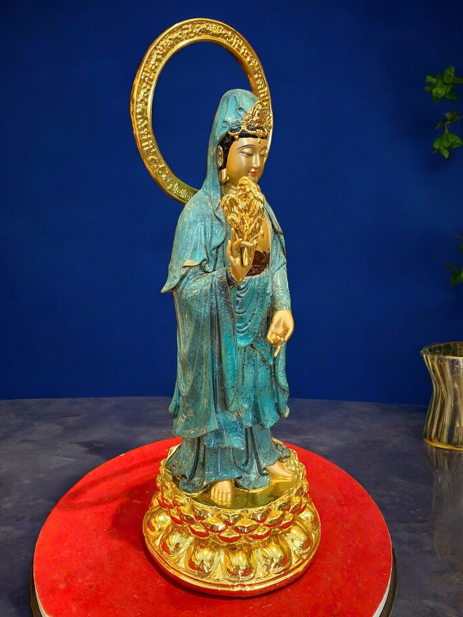 Tượng Quan Âm bằng đồng cao 45cm