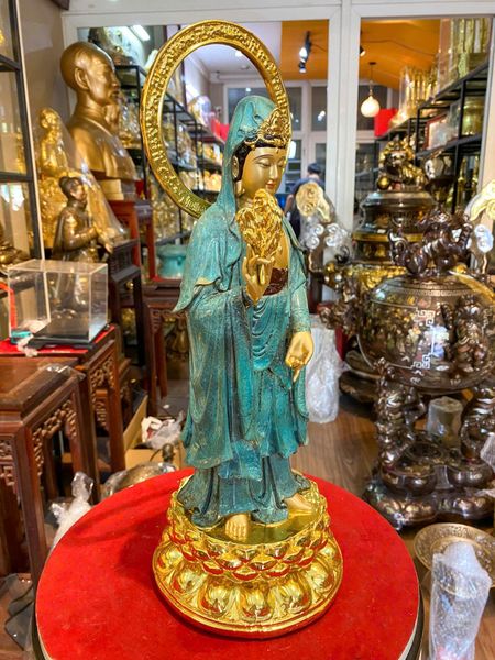 Tượng Quan Âm bằng đồng cao 45cm