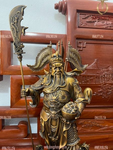 Tượng Quan Công ngũ cờ bằng đồng Cao 40 ngang 23 sâu 15 nặng 9,6kg