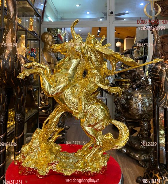 Tượng ngựa mạ vàng quan công cưỡi ngựa dát vàng nano