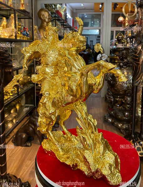 Tượng ngựa mạ vàng quan công cưỡi ngựa dát vàng nano