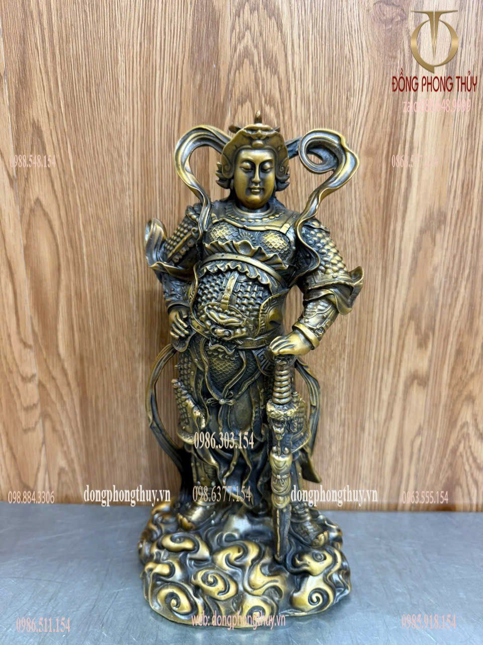 Tượng quan công vi đà