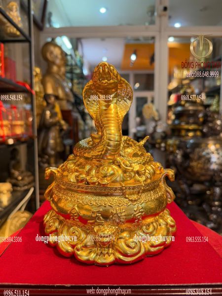 Tượng rắn hũ vàng bằng đồng dát vàng 24k Cao 20 ngang 17 sâu 17 nặng 2kg